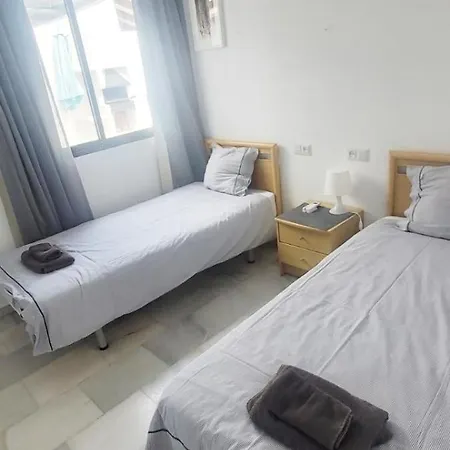 Delightful 2 Bed, Pueblo Evita Daire Benalmádena