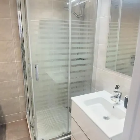 Daire Delightful 2 Bed, Pueblo Evita *