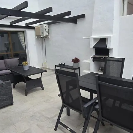 Delightful 2 Bed, Pueblo Evita *